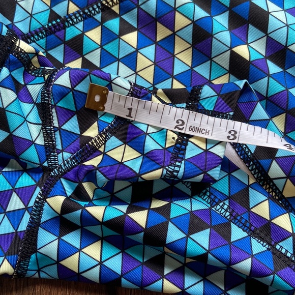 Rainbeau Booty Gym Shorts Size Large - Picture 6 of 7